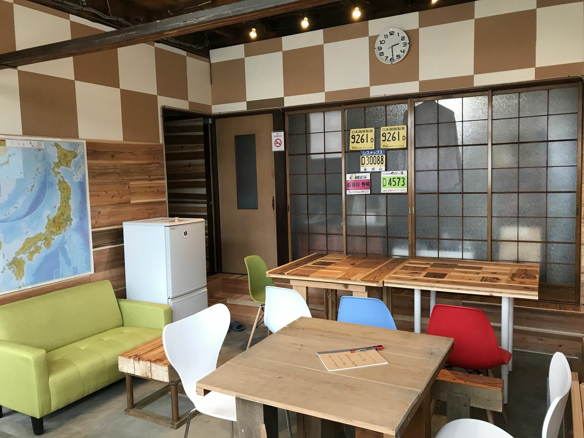 Guesthouse Daruma Takayama  Extérieur photo